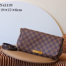 LV Clutch Bags